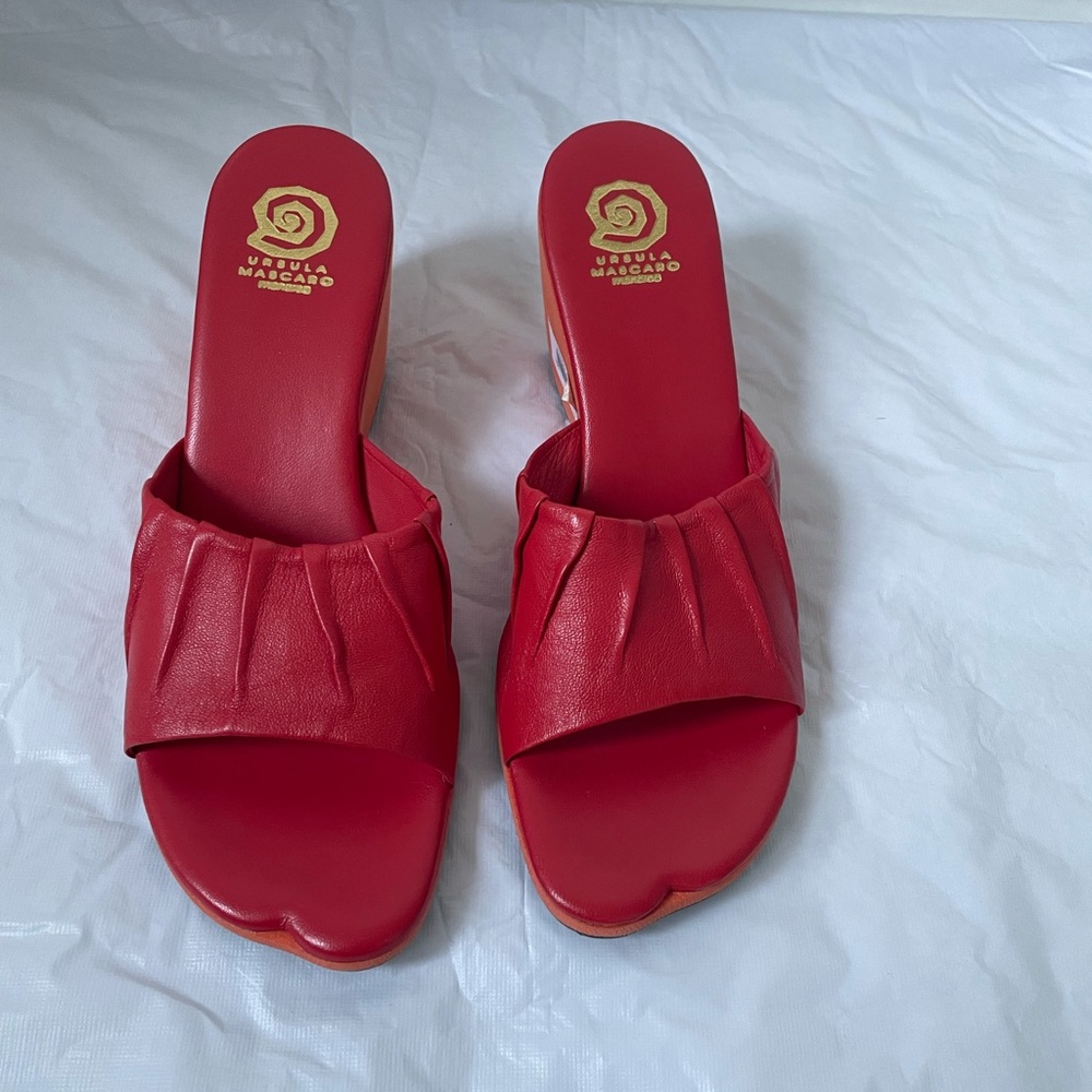 URSULA MASCARAO/MENORCA COLOR RED LEATHER SHOES SIZE 8 1/2 NWT